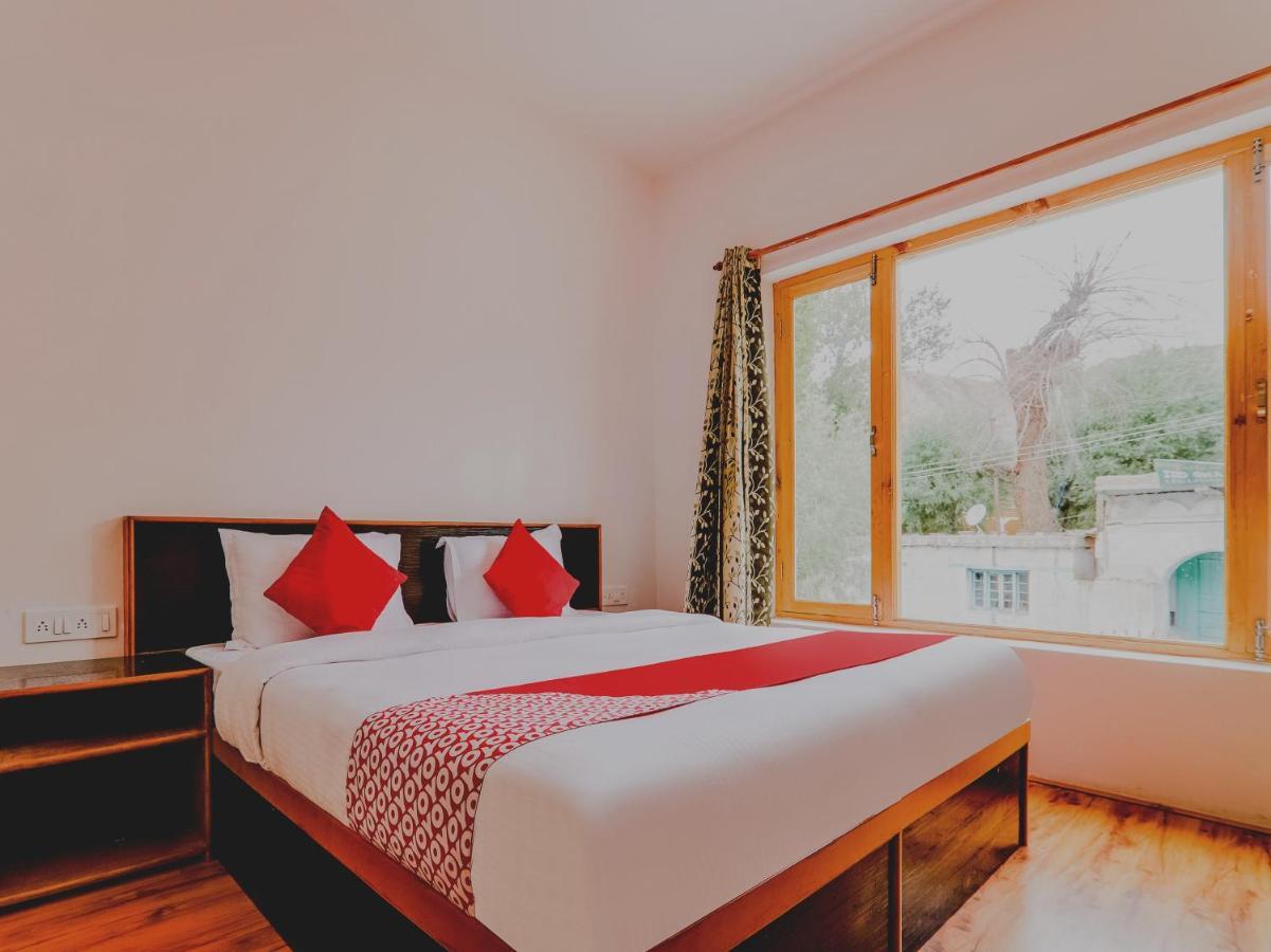 Oyo 72466 Hotel Yuvraj Shivpurī Exteriér fotografie